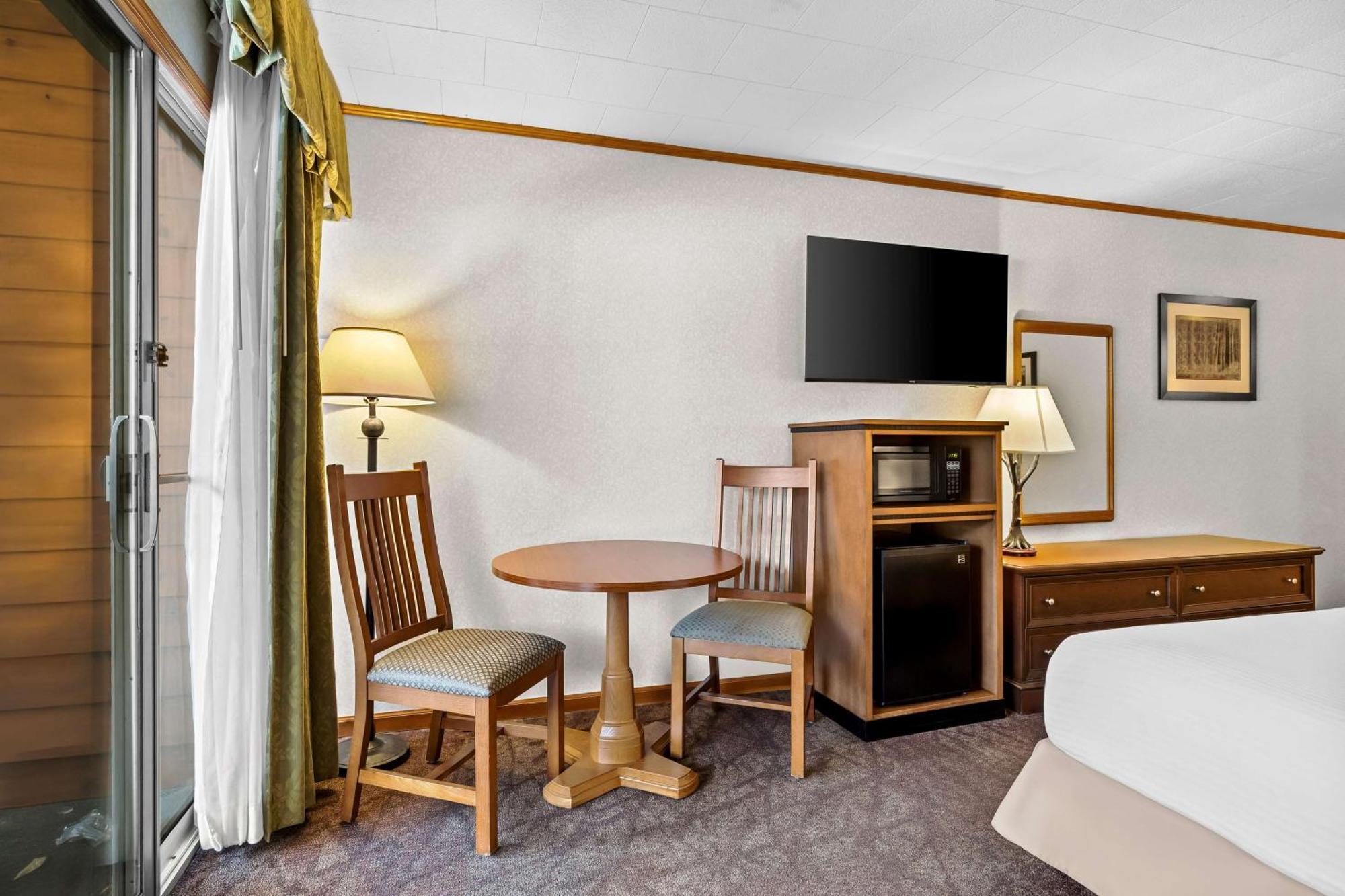 Best Western Adirondack Inn Lake Placid Exterior foto
